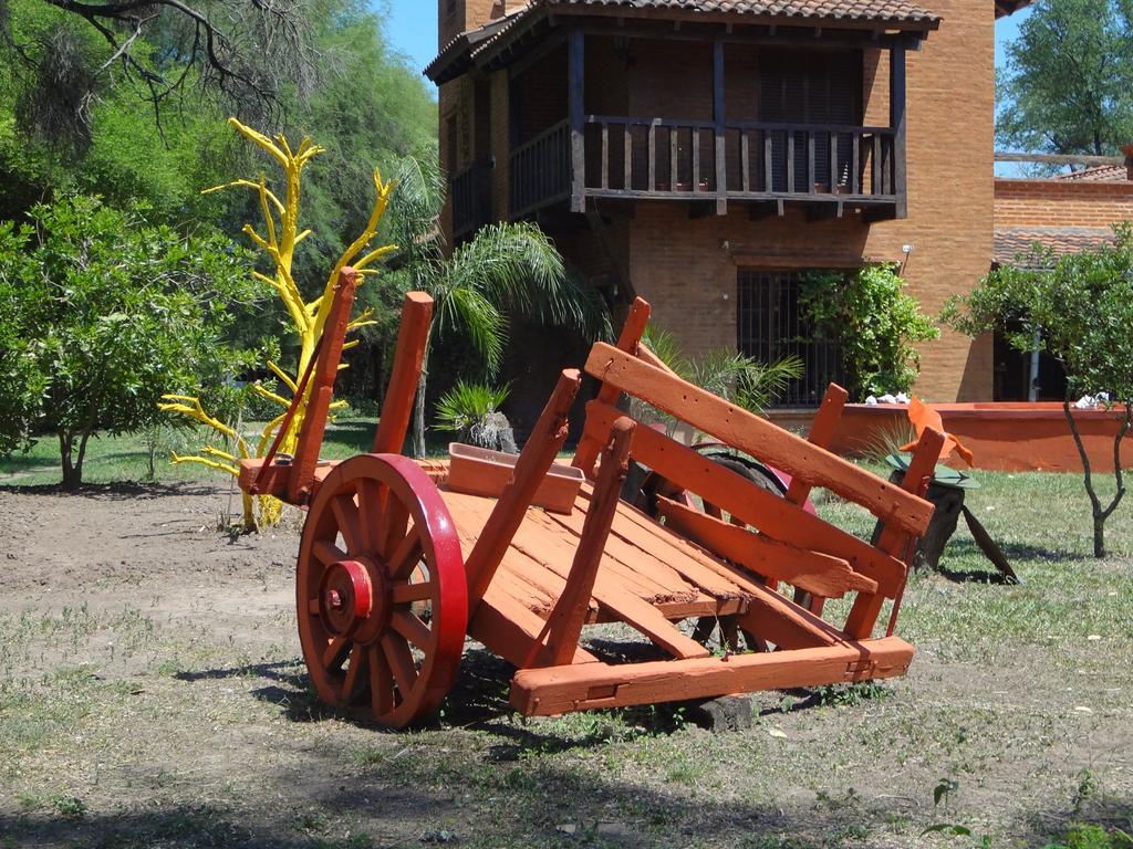 Las Curiosas Hotel Avia Terai Zewnętrze zdjęcie